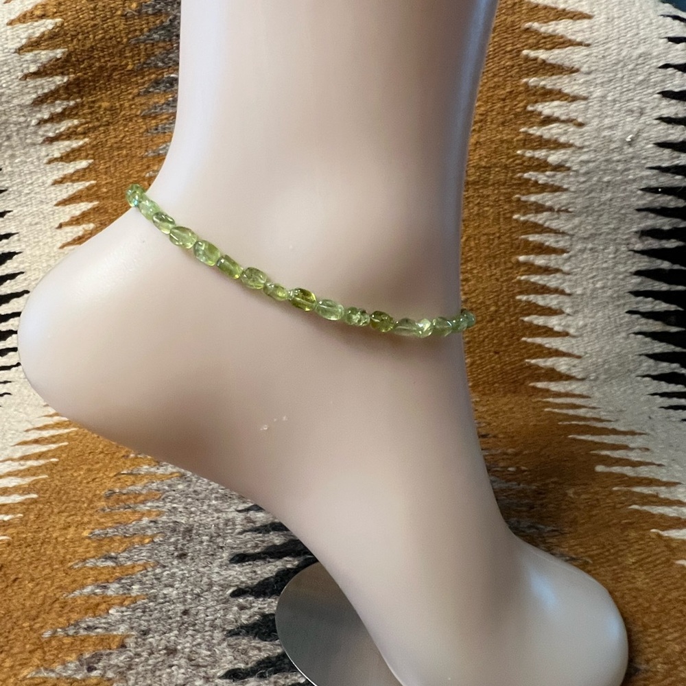 9 1/2” Peridot Anklet
